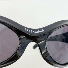 Picture of Balenciga Sunglasses _SKUfw55616468fw
